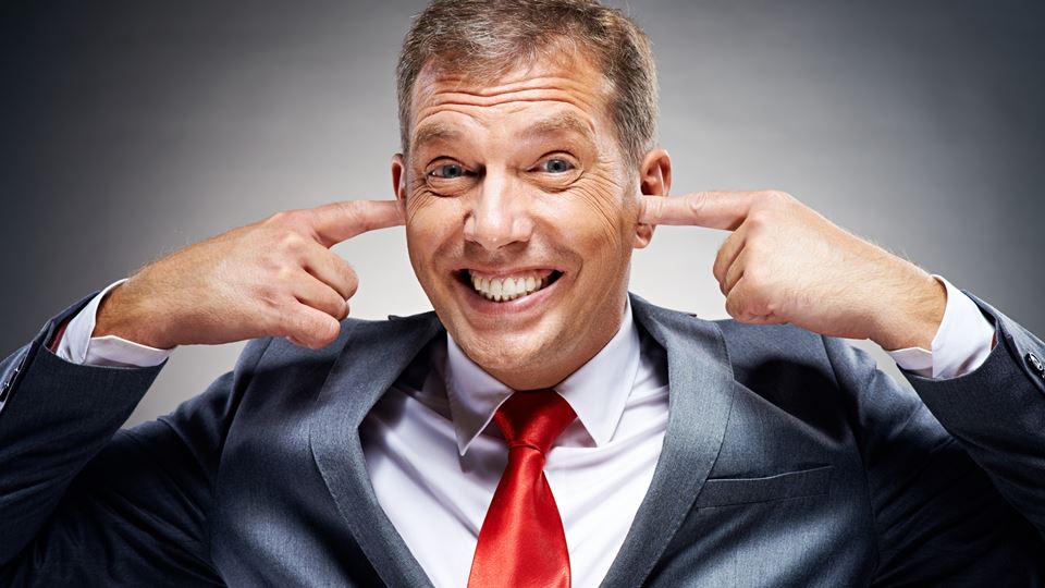 Irritante geluiden op het werk: zo voorkom je ze