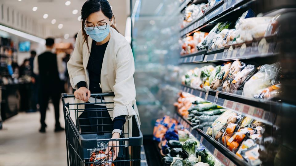 ‘Illegale loonsverhoging supermarktpersoneel’