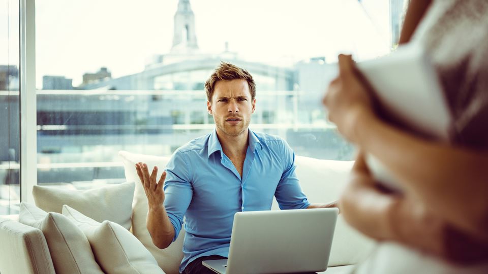 Mannen storen zich aan thuiswerkende partner