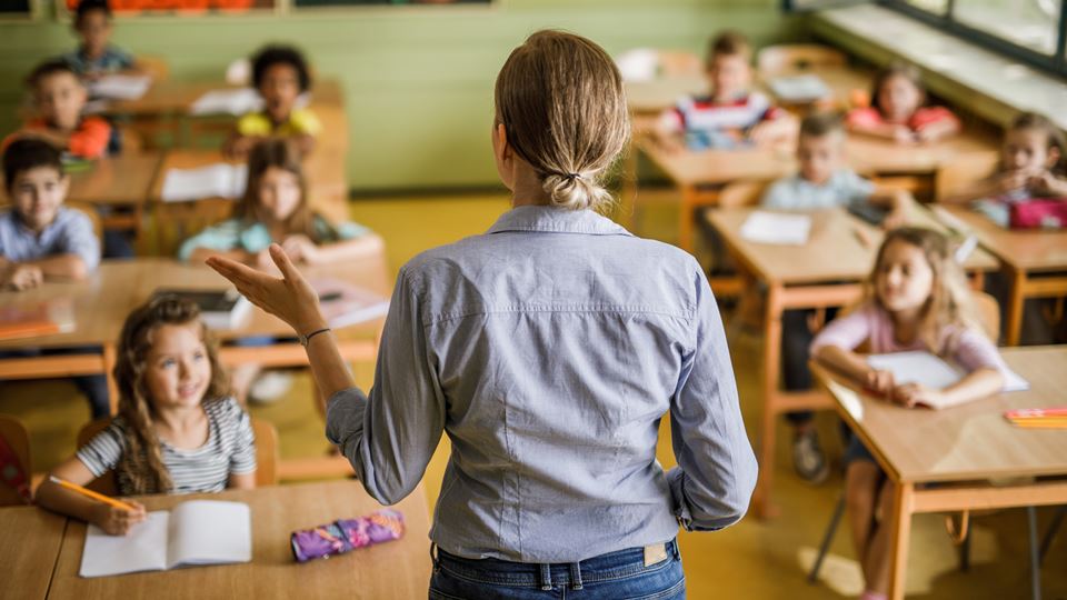 ‘Krappe arbeidsmarkt is de schuld van de overheid’